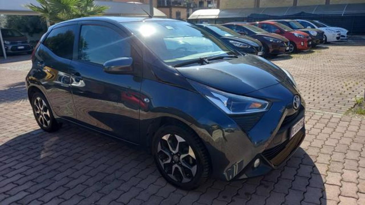 Toyota Aygo 1.0 VVT-i 72 CV 5 porte x-play