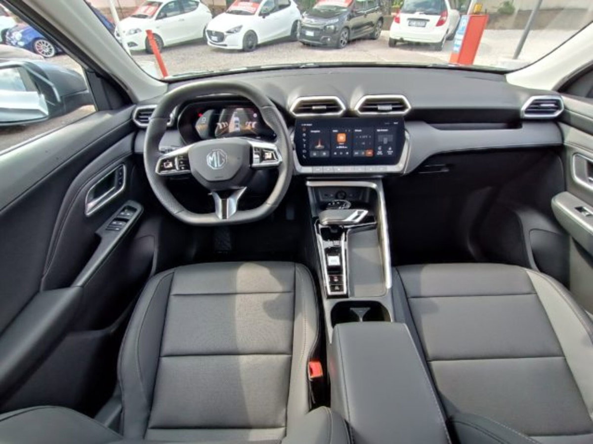 Mg ZS ZS 1.5 Luxury (11)