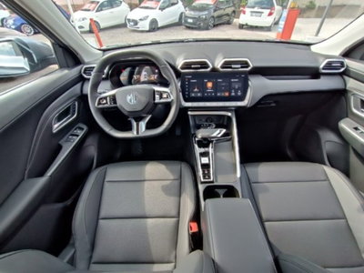 Mg ZS ZS 1.5 Luxury (11)