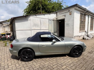 Mazda MX-5 1.6i 16V cat (4)