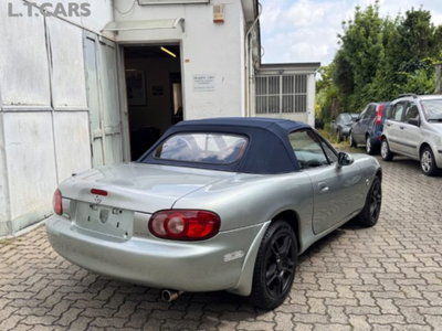 Mazda MX-5 1.6i 16V cat (5)