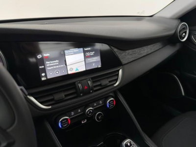 Alfa Romeo Giulia 2.2 Turbodiesel 160 CV AT8 Sprint (10)