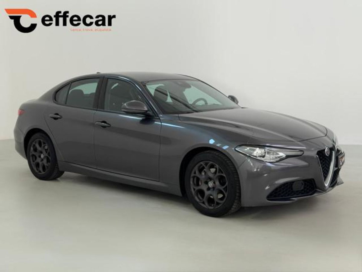 Alfa Romeo Giulia 2.2 Turbodiesel 160 CV AT8 Sprint (3)