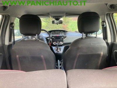 Lancia Ypsilon 0.9 TwinAir 85 CV 5 porte Metano Ecochic Silver (9)