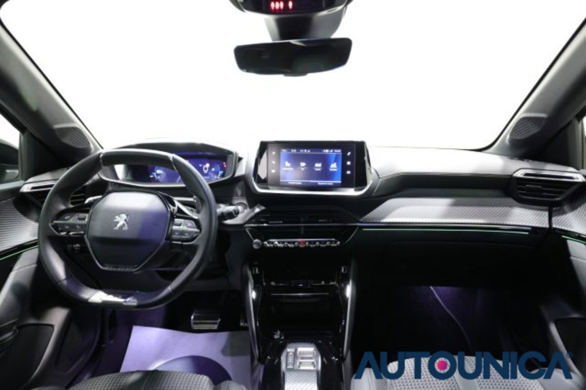 Peugeot 208 PureTech 130 Stop&Start EAT8 5 porte GT (10)