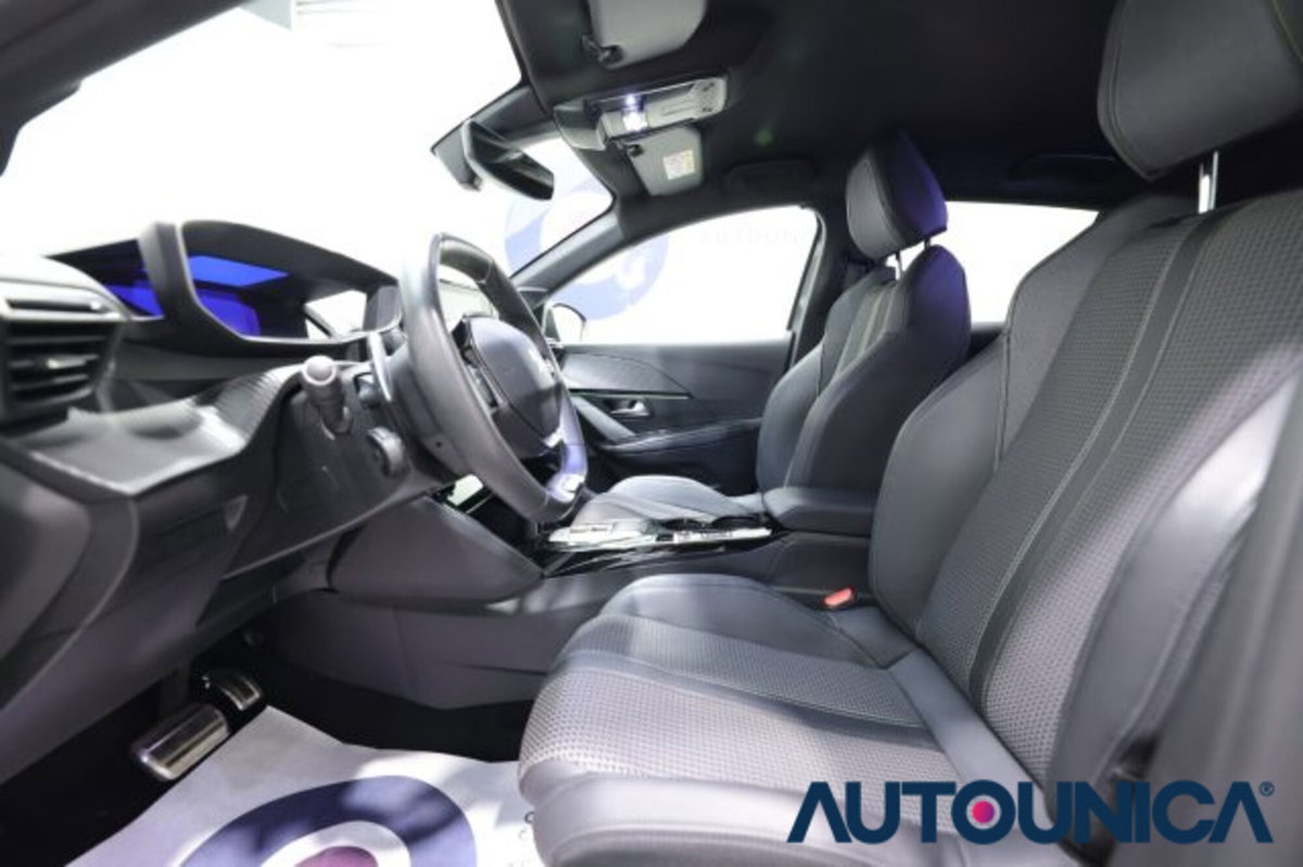Peugeot 208 PureTech 130 Stop&Start EAT8 5 porte GT (20)