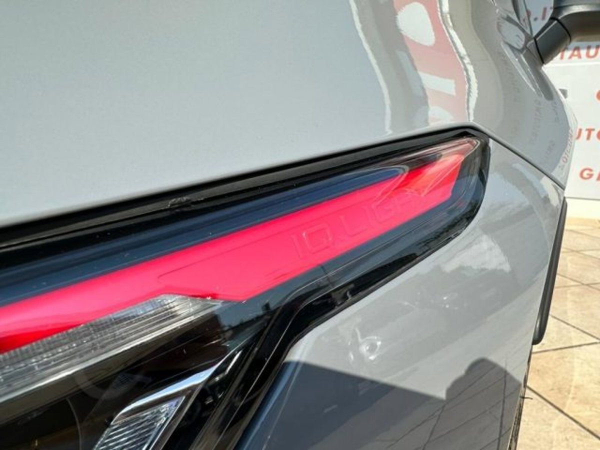 Volkswagen Golf 2.0 tsi GTI MT Ultimate 245cv (14)