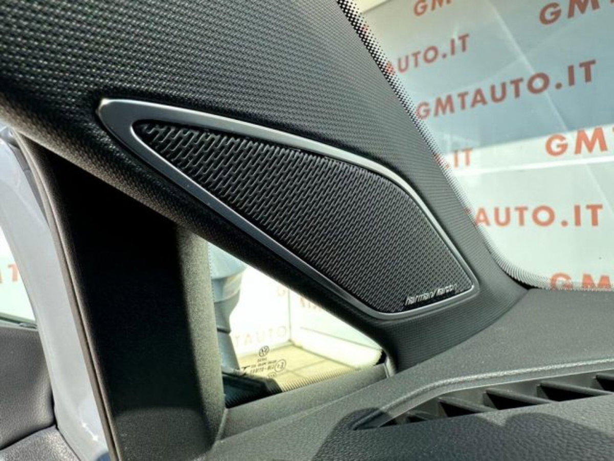 Volkswagen Golf 2.0 tsi GTI MT Ultimate 245cv (15)