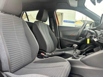 Peugeot 2008 PureTech 130 S&S Active Pack (16)