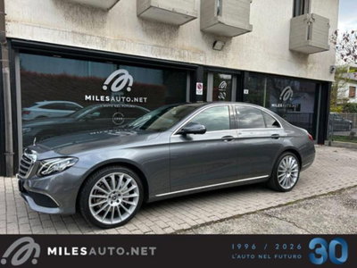 Mercedes-Benz Classe E 350 BlueTEC 4Matic Automatic Premium (3)