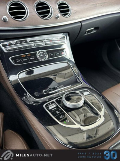 Mercedes-Benz Classe E 350 BlueTEC 4Matic Automatic Premium (8)