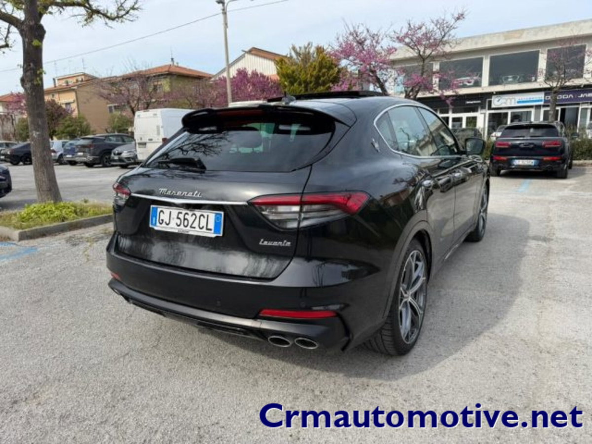 Maserati Levante Levante MHEV 330 CV AWD GT (4)