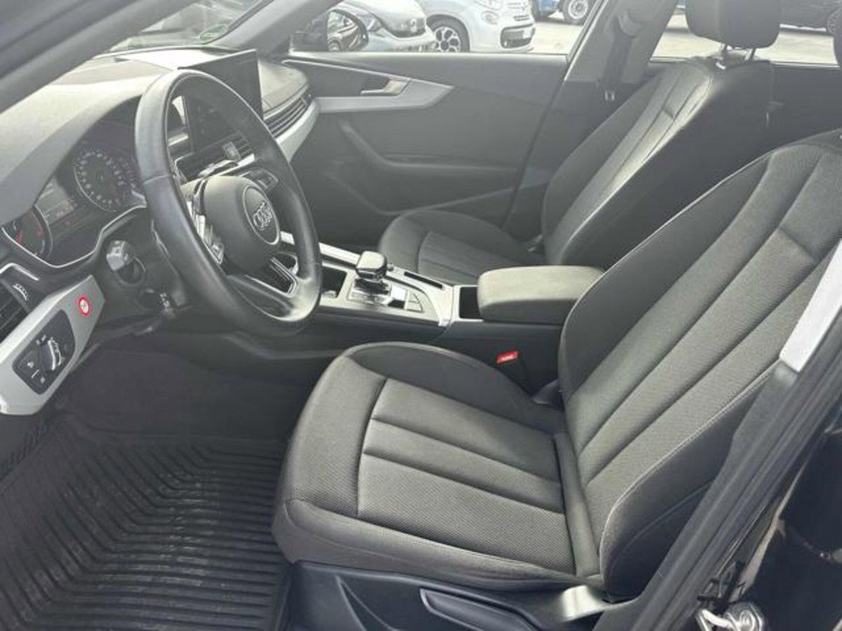 Audi A4 Avant 35 TFSI S tronic Business Advanced (9)