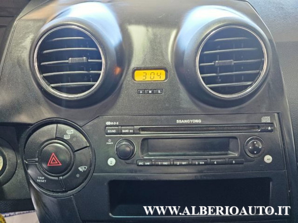 Ssangyong Actyon Sports 2.0 XDi 4WD Comf. Pick-up (16)