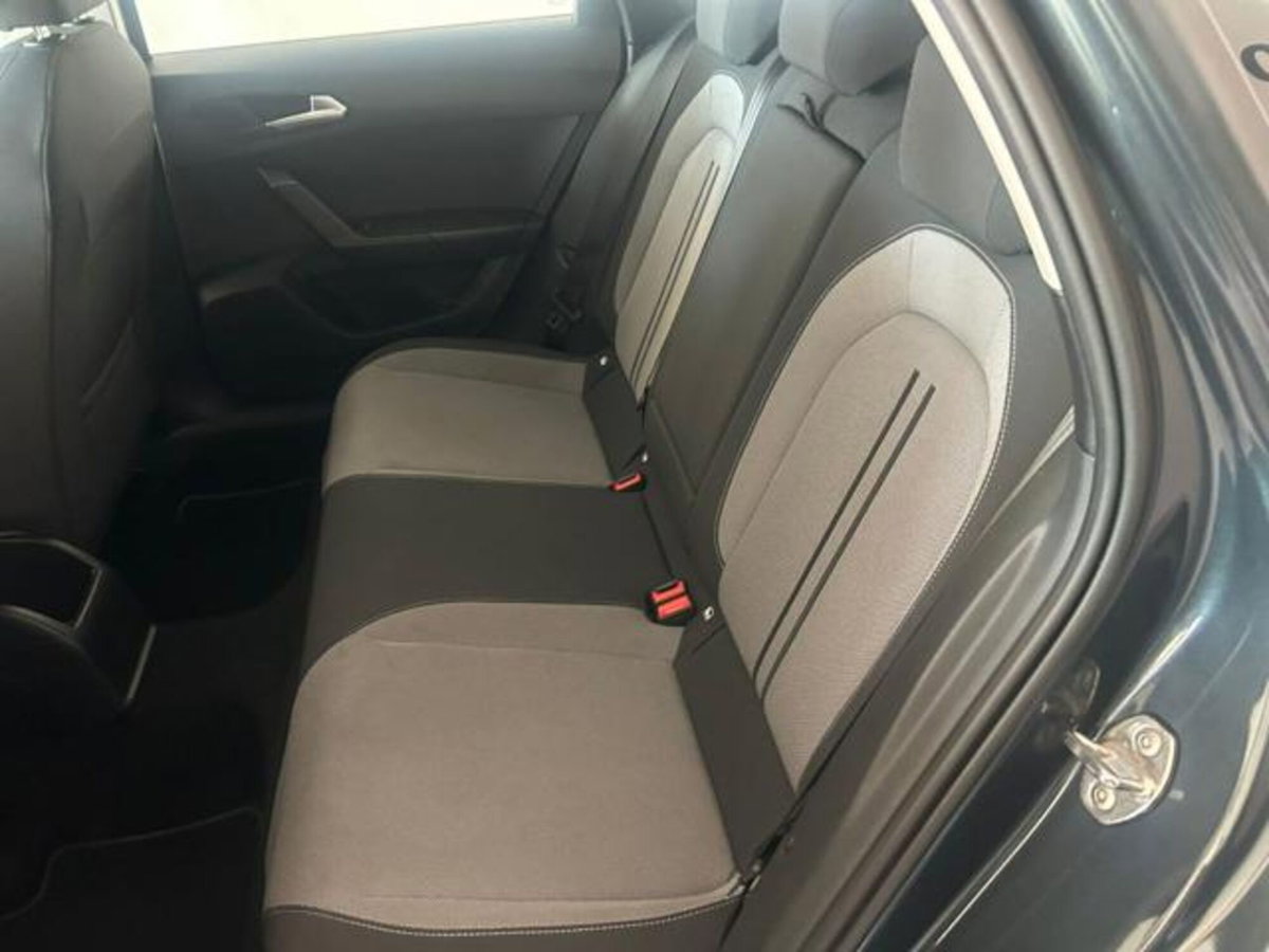 SEAT Leon ST Sportstourer 2.0 tdi Style 116cv (6)