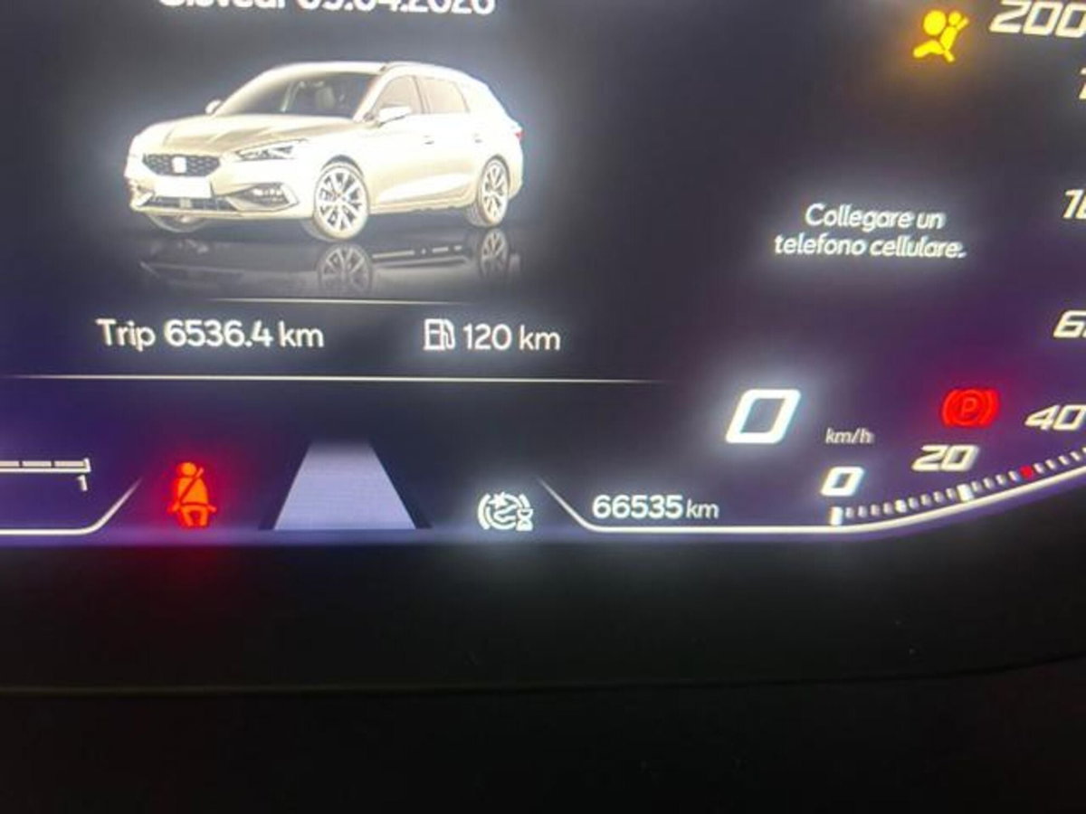 SEAT Leon ST Sportstourer 2.0 tdi Style 116cv (7)