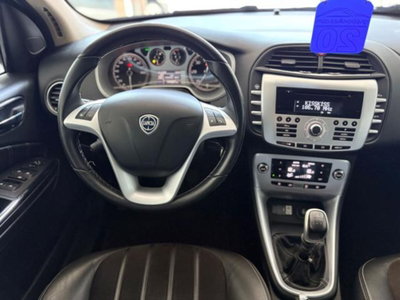 Lancia Delta 1.6 MJT DPF Platino (15)