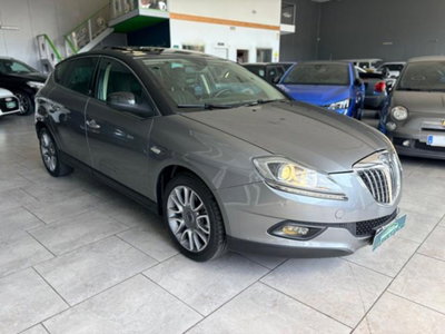 Lancia Delta 1.6 MJT DPF Platino (4)