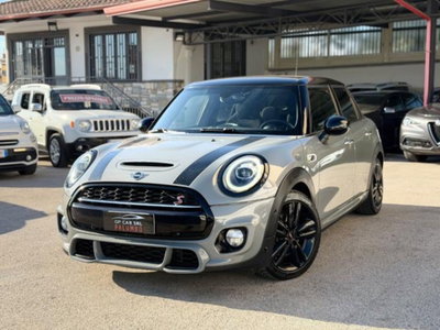 MINI Mini 2.0 Cooper SD aut. 5 porte usata