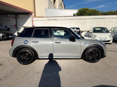 MINI Mini 2.0 Cooper SD aut. 5 porte (10)