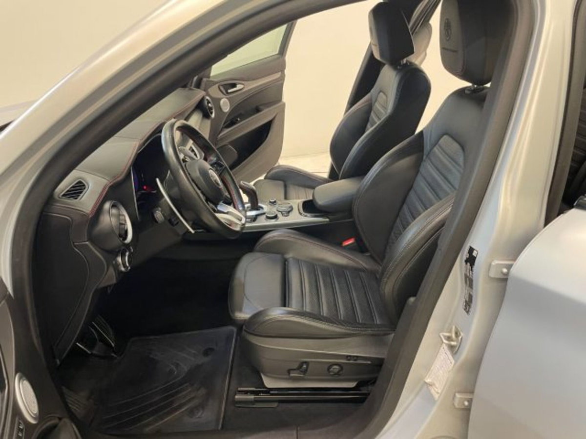 Alfa Romeo Stelvio Stelvio 2.2 Turbodiesel 210 CV AT8 Q4 Veloce (7)