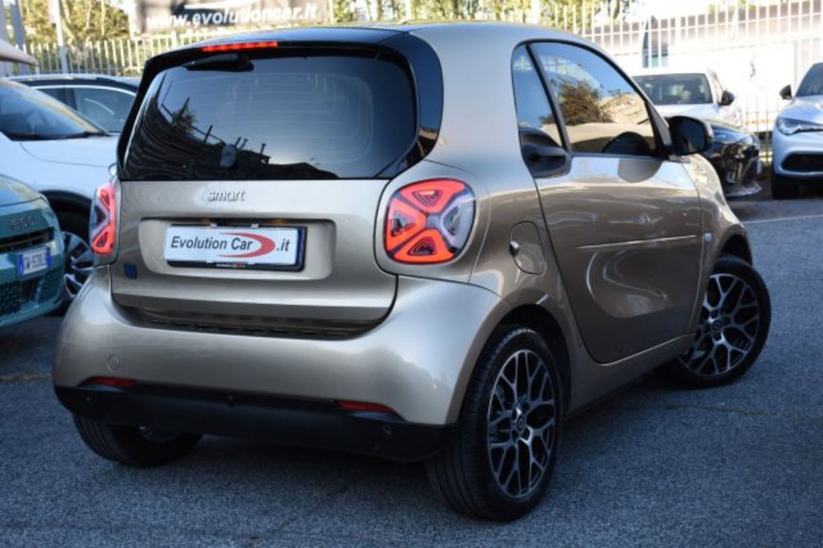 smart Fortwo EQ Racingreen (22kW) (3)