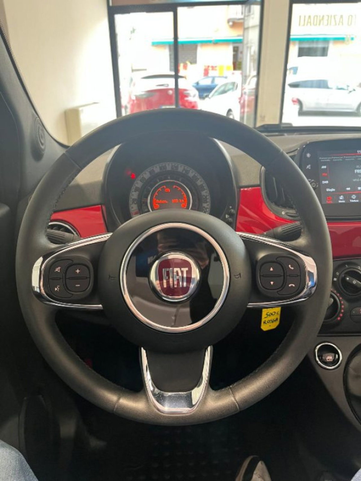 Fiat 500 1.0 Hybrid Club (10)