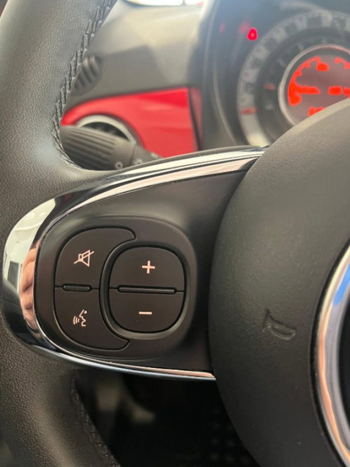 Fiat 500 1.0 Hybrid Club (11)