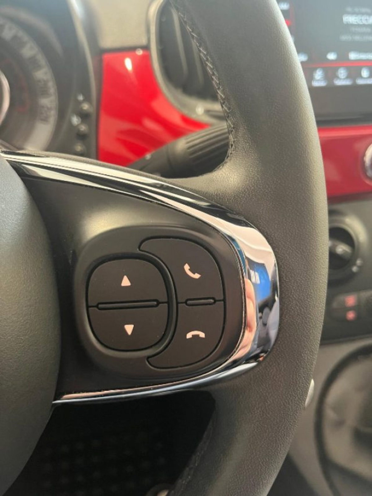 Fiat 500 1.0 Hybrid Club (12)
