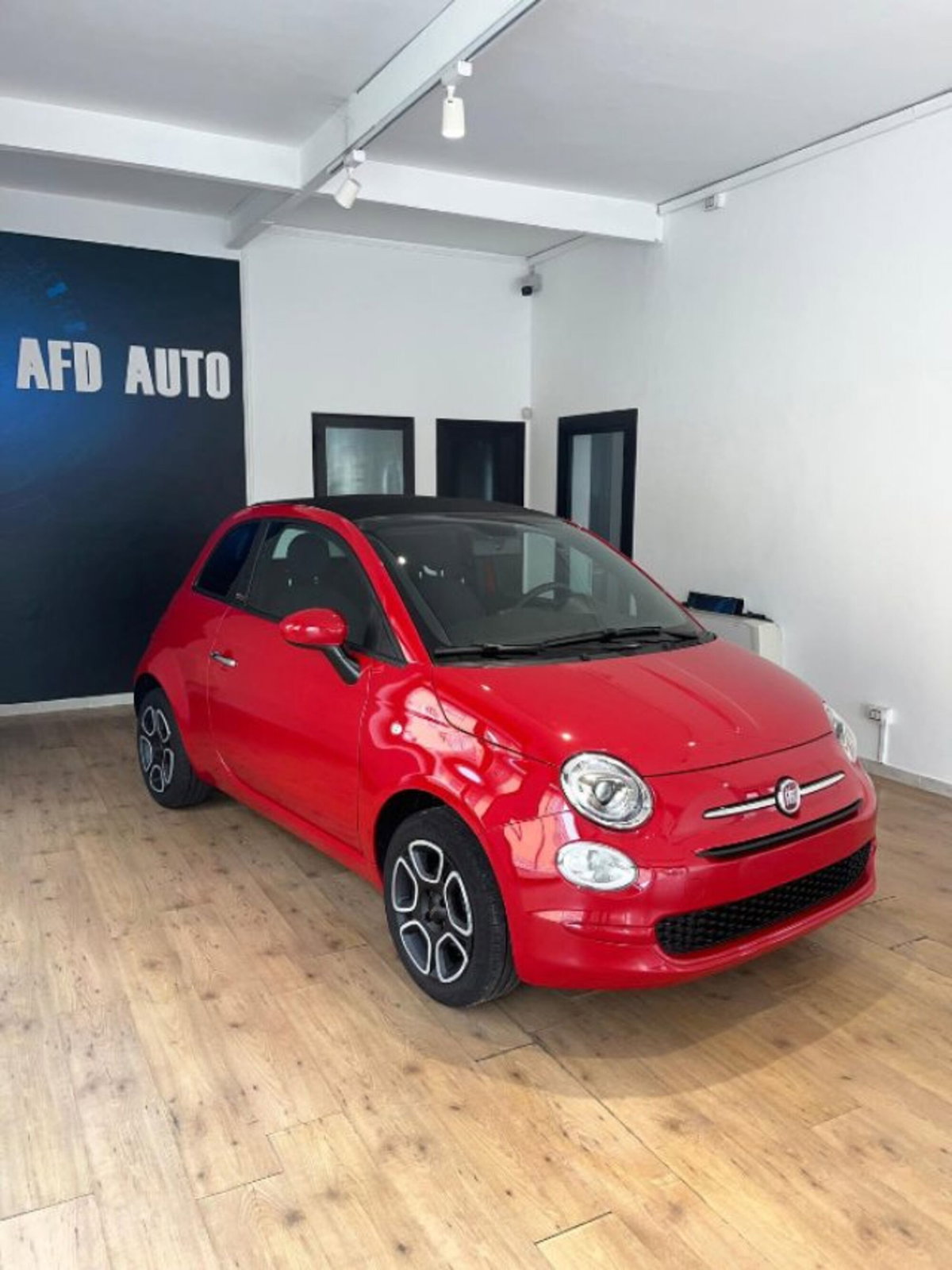 Fiat 500 1.0 Hybrid Club (2)