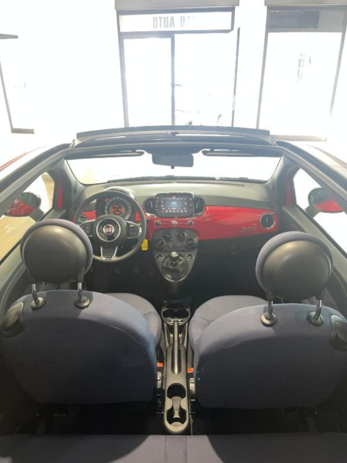 Fiat 500 1.0 Hybrid Club (6)
