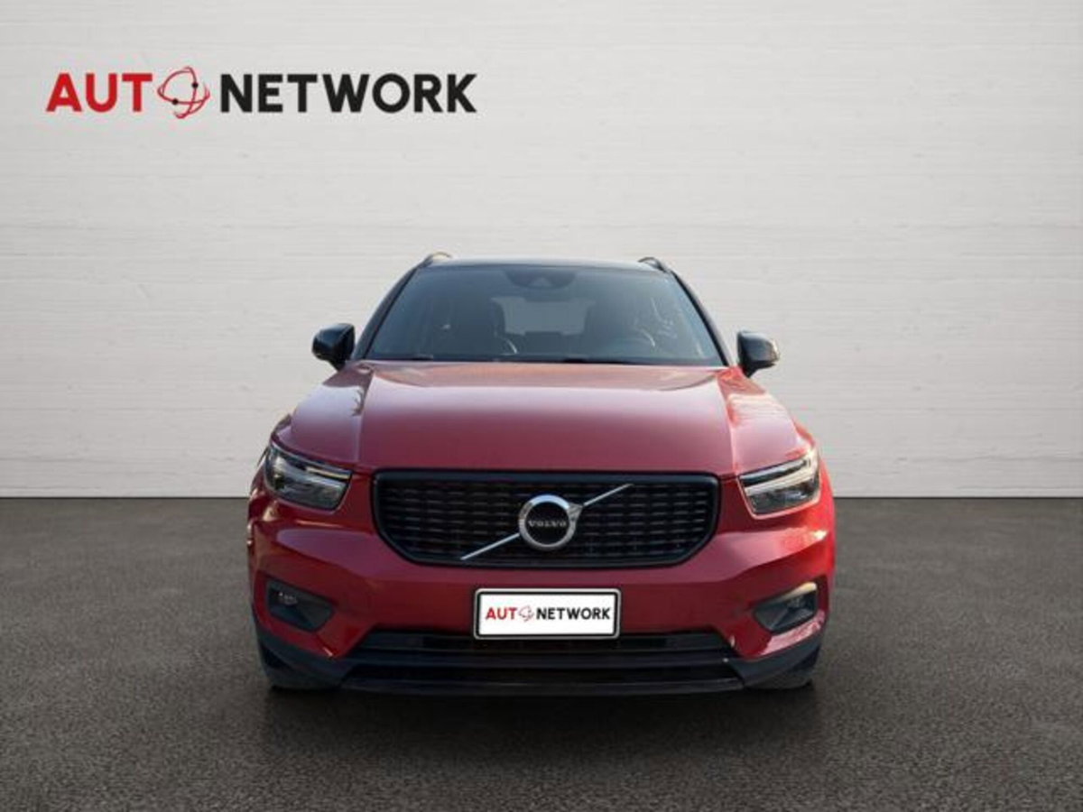 Volvo XC40 T4 Recharge Plug-in Hybrid R-design (5)