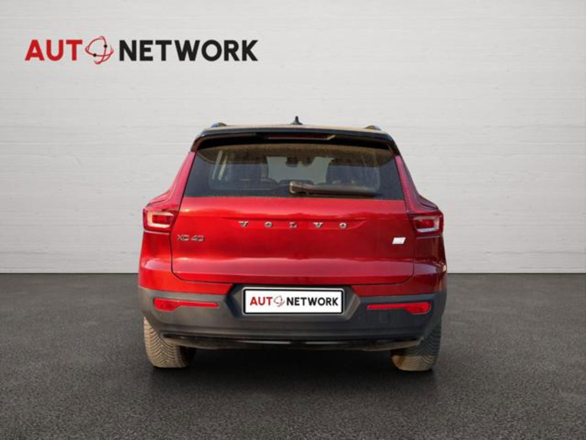 Volvo XC40 T4 Recharge Plug-in Hybrid R-design (6)