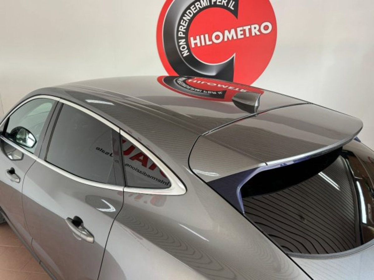 Jaguar E-Pace 2.0D 150 CV AWD R-Dynamic S (15)