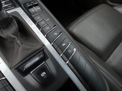 Porsche Macan S (11)