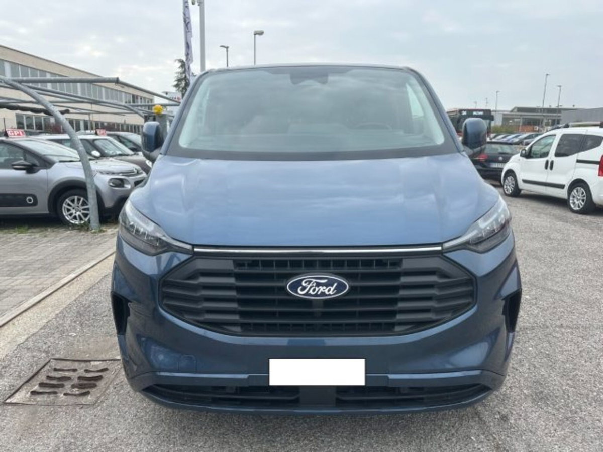 Ford Transit Custom Furgone 320 2.0 ecoblue 150cv Titanium L1H1 (2)