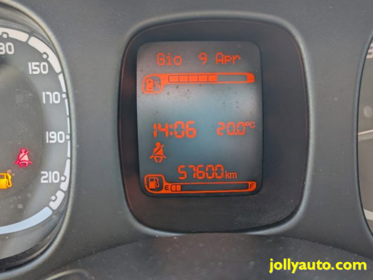 Fiat Panda 1.0 firefly hybrid s&s 70cv 5p.ti (12)
