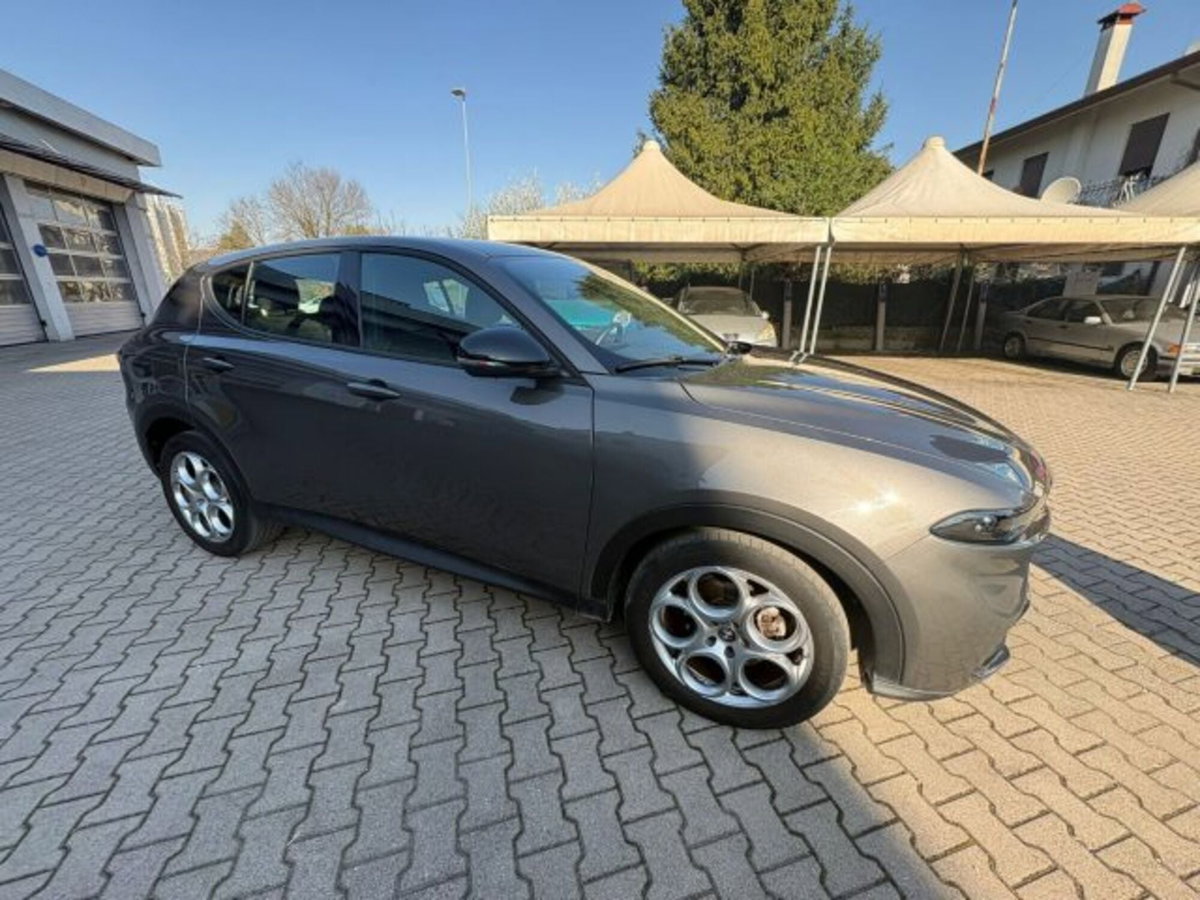 Alfa Romeo Tonale 1.5 hybrid Sprint 130cv tct7 (4)