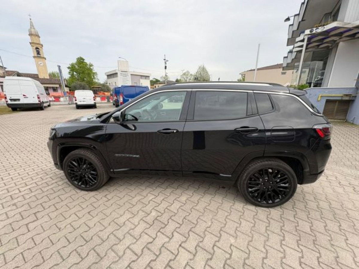 Jeep Compass 1.3 T4 190 CV PHEV AT6 4xe Longitude (3)