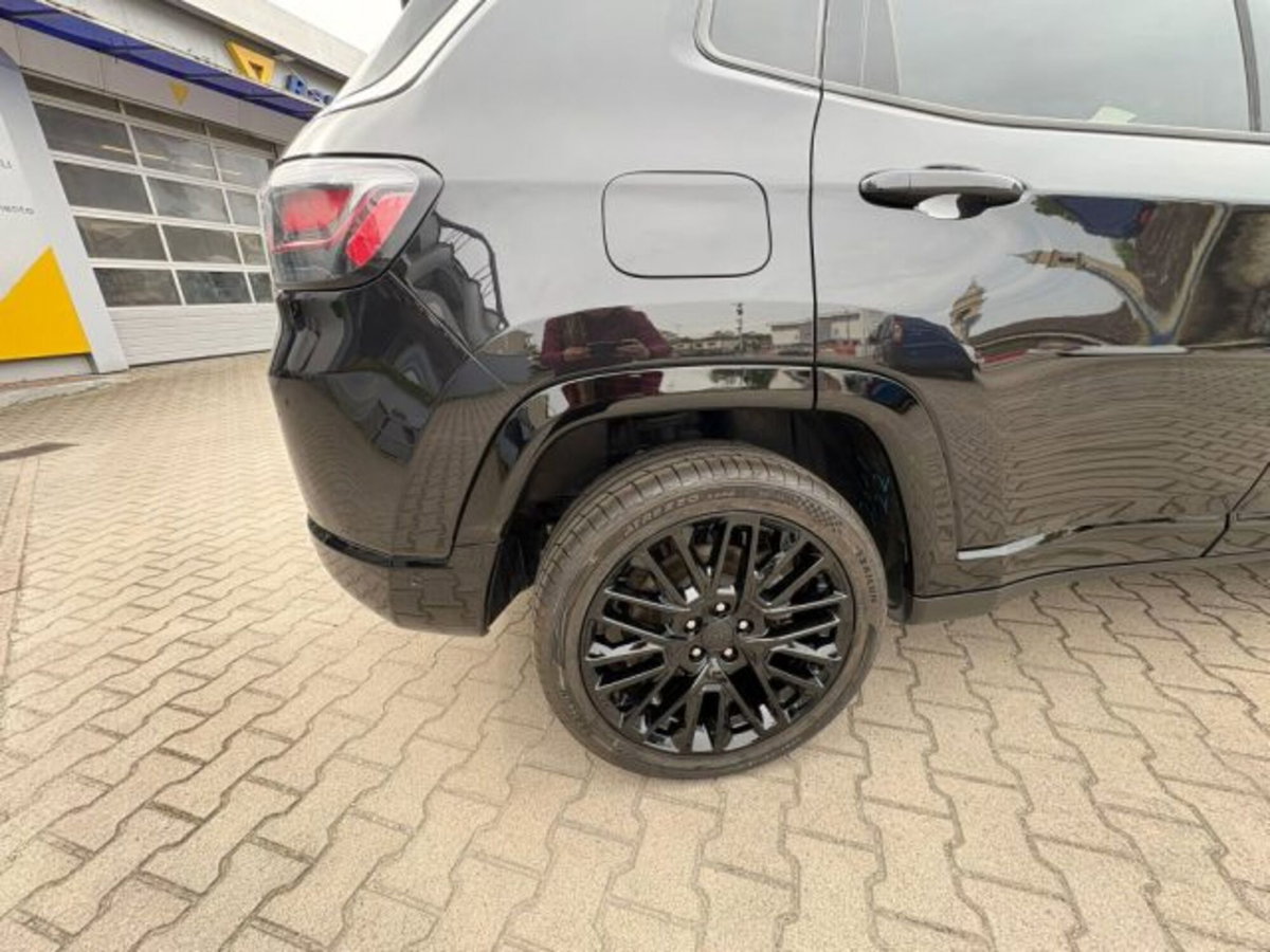 Jeep Compass 1.3 T4 190 CV PHEV AT6 4xe Longitude (9)
