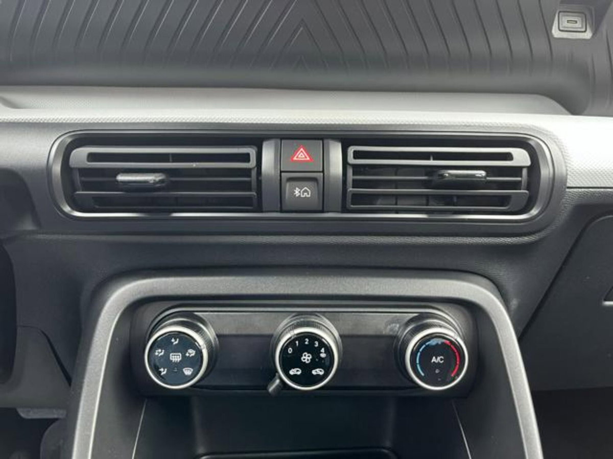 Citroen C3 1.2 puretech turbo You 100cv s&s (12)