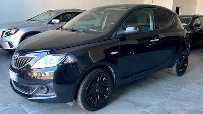 Lancia Ypsilon 1.0 FireFly 5 porte S&S Hybrid Gold Plus (3)