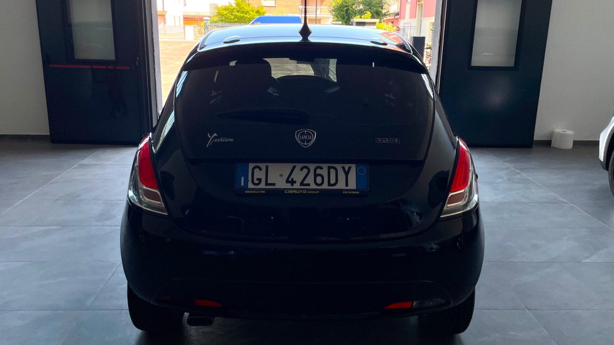 Lancia Ypsilon 1.0 FireFly 5 porte S&S Hybrid Gold Plus (5)