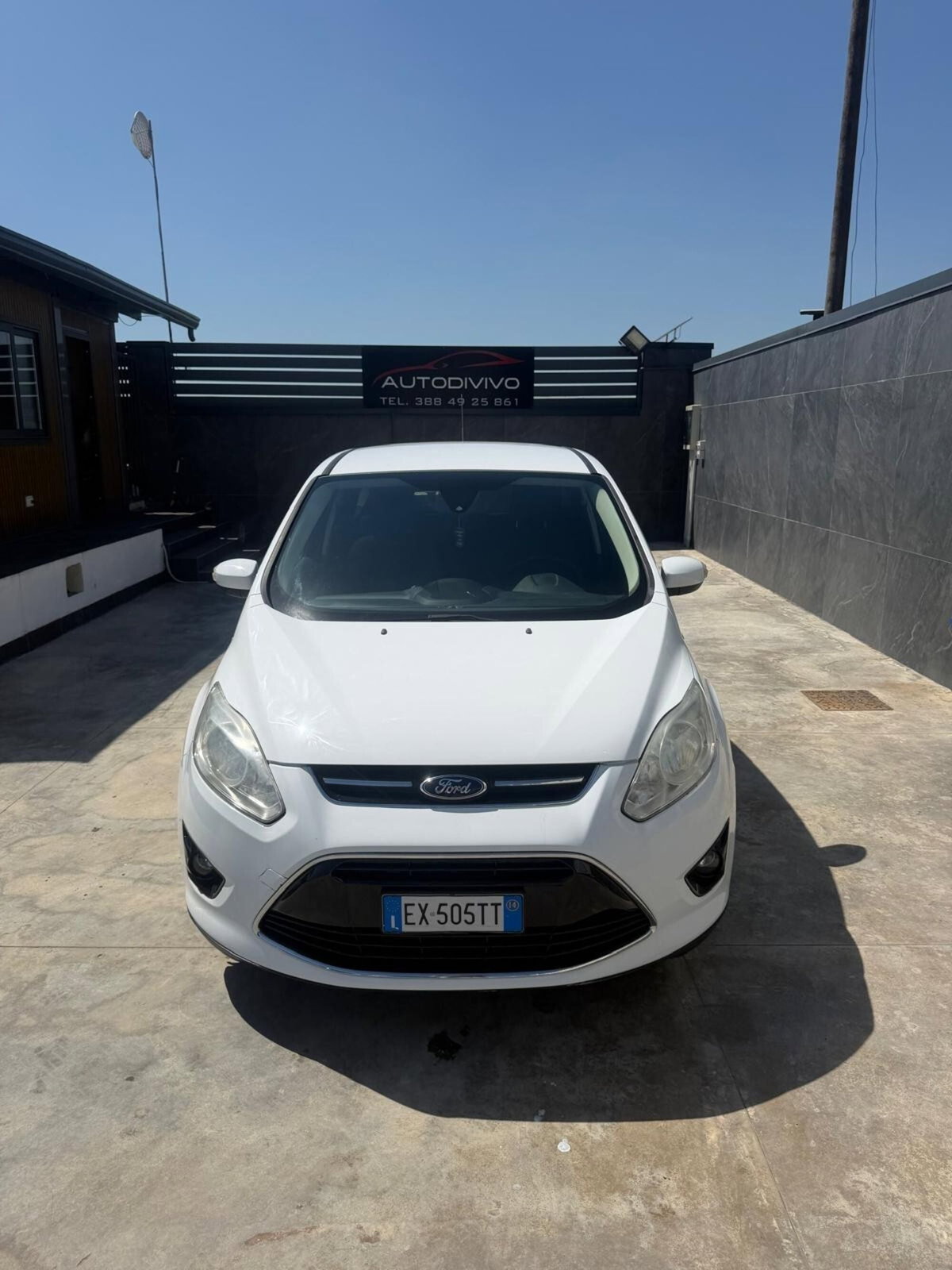 Ford C-Max 1.6 120CV GPL Titanium (2)