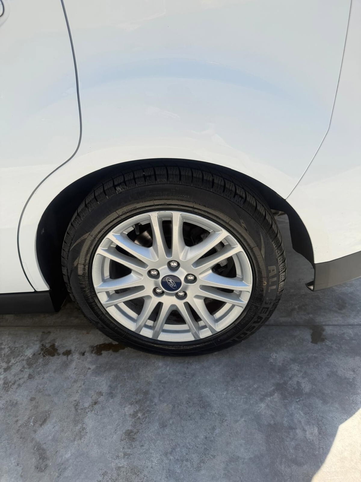 Ford C-Max 1.6 120CV GPL Titanium (7)