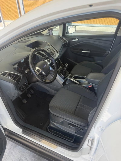 Ford C-Max 1.6 120CV GPL Titanium (8)
