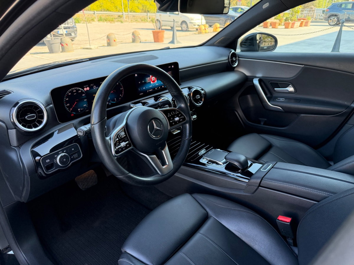 Mercedes-Benz Classe A 180 d Automatic Sport (10)