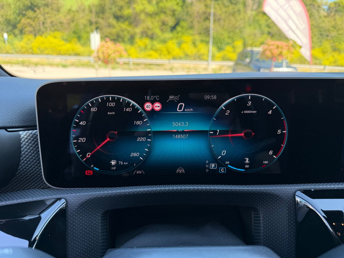 Mercedes-Benz Classe A 180 d Automatic Sport (13)
