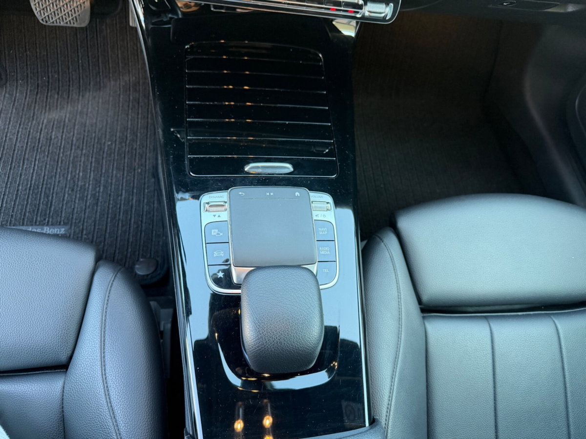 Mercedes-Benz Classe A 180 d Automatic Sport (15)