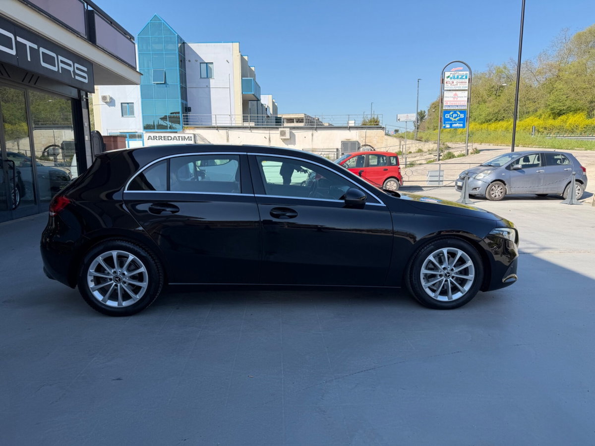 Mercedes-Benz Classe A 180 d Automatic Sport (6)